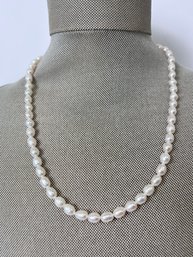 Natural Pearl Necklace.