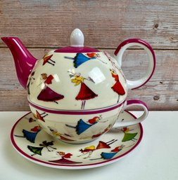 Cup/teapot Suite With Saucer