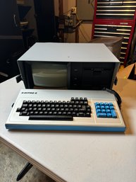 Kaypro 2 Computer