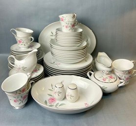 64 Piece Set Lynnbrook Fine China  - Perfection