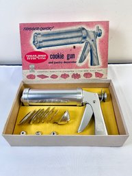Vintage Wear Ever Aluminum Cookie Gun And Pastry Decorator