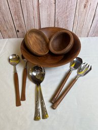 Lot Of Wood Salad Serving Pieces. Bowls And 3 Sets Of Serving Spoons *Local Pick-Up Only*