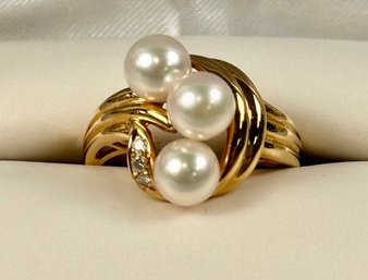 14k Yellow Gold And Pearl Ring 6.25 Size