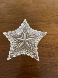 Star Shaped Glass Trinket Dish. *LOCAL PICKUP ONLY - NO SHIPPING*