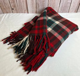 Red, Green & White Wool Car Blanket ~ No Label *Local Pick-Up Only*