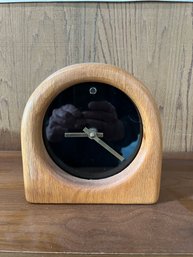 Black Face Oak No Name Clock. *LOCAL PICKUP ONLY - NO SHIPPING*