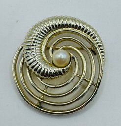 Vintage Signed Marboux Gold Tone Spiral Swirl Brooch