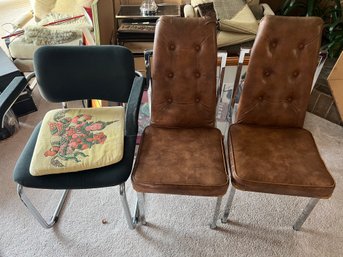 3 Vintage Dining Room Chairs. *LOCAL PICKUP ONLY - NO SHIPPING*