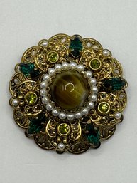 Vintage Green Rhinestones And Faux Pearls Round Filigree Porphyry Glass Cabochon Brooch