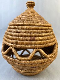 Vintage Covered Native Fruit Basket. Has Some Damage-local Pickup