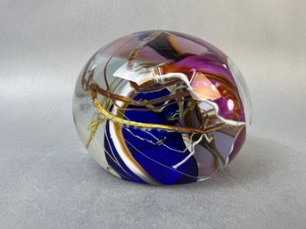 Beautiful Signed, Numbered And Dated Steve Willis Blown Glass Paper Weight.