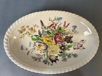 Johnson Brothers - Small Garden Bouquet Oval Dish