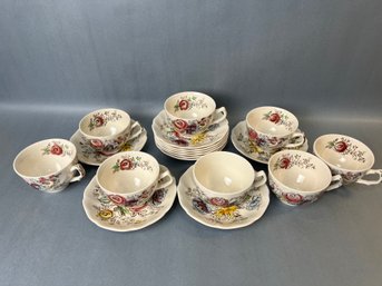 Set Of 8 Johnson Brothers - Sheradon Cups & Saucers (2 Extra)