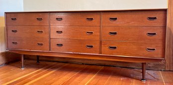 Mid Century 9 Drawer Console Dresser With Legs