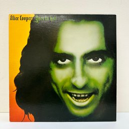 Alice Cooper: Goes To Hell