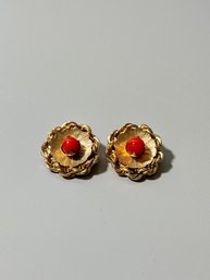 Vintage Winard Clip Goldtone Earrings