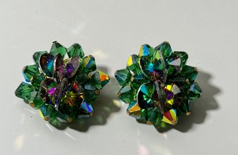 Vintage Beautiful Green Rhinestone Clip Earrings