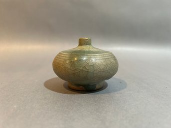Celadon Small Vessel
