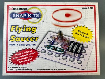 Radio Shack Snap Kits Flying Saucer Kit.