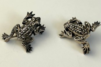 Vintage  Costume Jewelry 925 Frogs Pins