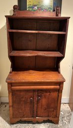 Primitive Small Hutch