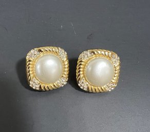 Goldtone And White With Rhinestone Clip Earrings