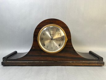 Vintage Ingraham Wood Mantle Clock.