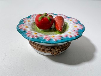 Peint Main Limoges Vegetable Bowl