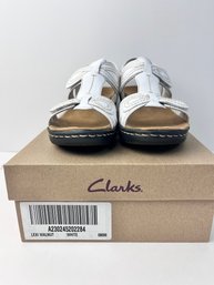 Clarks Ladies Sandals. *Local Pick Up Only*