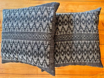 Pair Of Matching Black And Tan Throw Pillows.