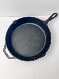 Lodge Cast Iron Skillet.*Local Pick Up Only*
