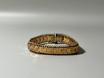 Vintage 1970s Goldtone Bracelet