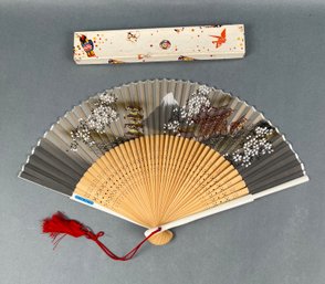 Vintage Hand Held Asian Folding Fan Bamboo And Paper Hand Painted.