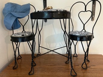 Miniature Ice Cream Parlor Table And Chairs.