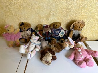 Lot Of Stuffed Teddy Bears.