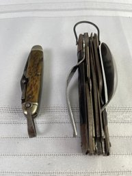 Preowned Vintage Set Of 2 Pocket Knives Including Ulster