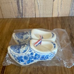 Small Ceramic Shoes From Holland - Sealed *LOCAL PICKUP ONLY - NO SHIPPING*