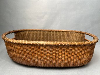 Vintage Oval Nantucket Basket