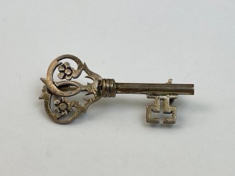 Ornate Silver Key Pin