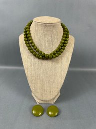 Vintage Mod Green Double Strand Choker With Matching Earrings