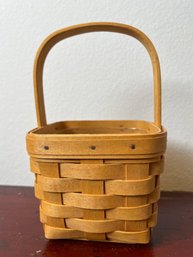 Small Lined Longaberber Basket.