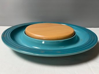 Le Creuset Caribbean Cheese Platter With Wood Cutting Board