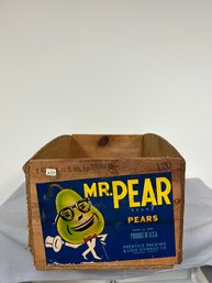 1966 Wood Pear Fruit Box