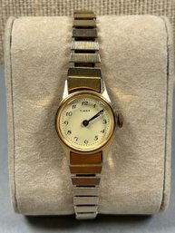 Vintage Timex Metal Stretch Band Watch