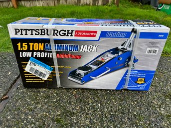 Pittsburgh 1.5 Ton Jack - In Box *Local Pick-up Only*
