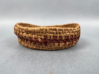 Vintage Grass Woven Wine Bottle Coaster.