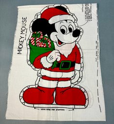Christmas Mickey - Cut Out For Pillow