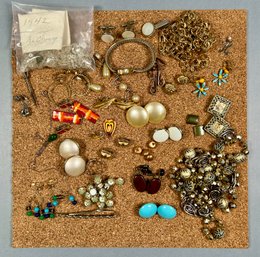 Large Lot Of Vintage Jewelry Bits & Baubles