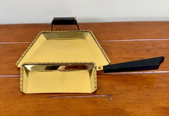 Vintage Sternau & Co Gold Crumb Catcher With Brush