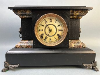 Vintage Footed Mantle Clock.